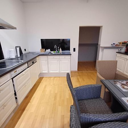 Doppelzimmer, Tv- Bad, Kuehlschrank- Parkplatz-17 Meine Luaran gambar