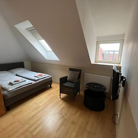 Doppelzimmer, Tv- Bad, Kuehlschrank- Parkplatz-17 Meine Luaran gambar