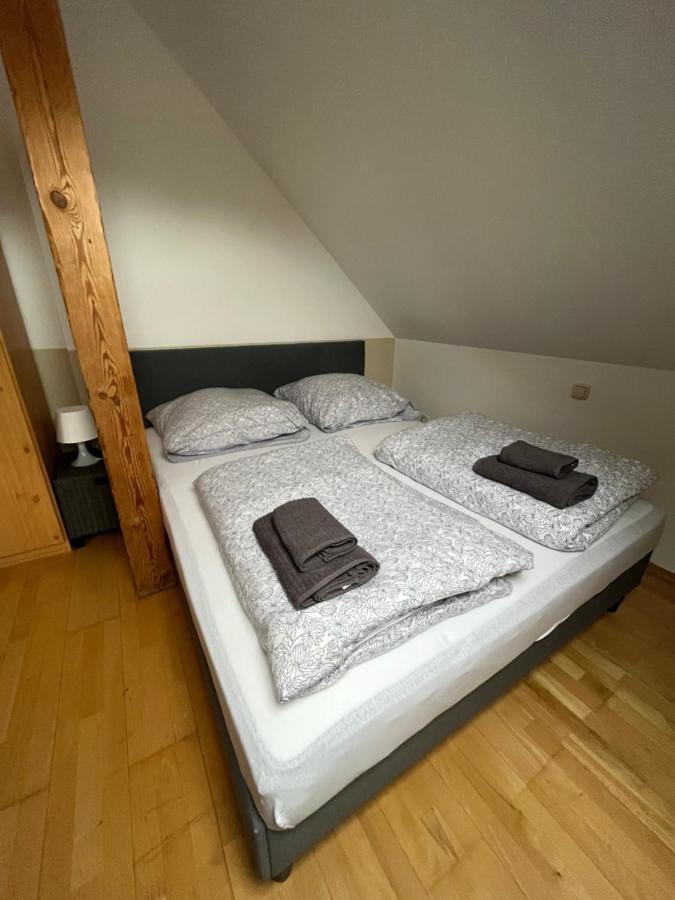 Doppelzimmer, Tv- Bad, Kuehlschrank- Parkplatz-17 Meine Luaran gambar